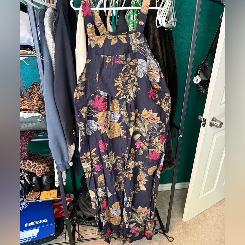 Floral Black Wide-Leg Jumpsuit